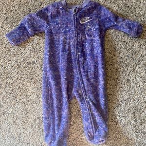 Nike one piece fleece footies
